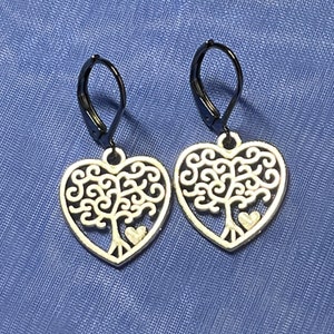 Tree of Life Hearts in Silver with Stainless Steel Lever Backs