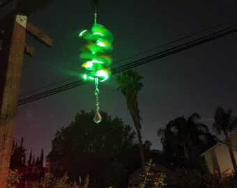 Beautiful Spinning lights in the night sky