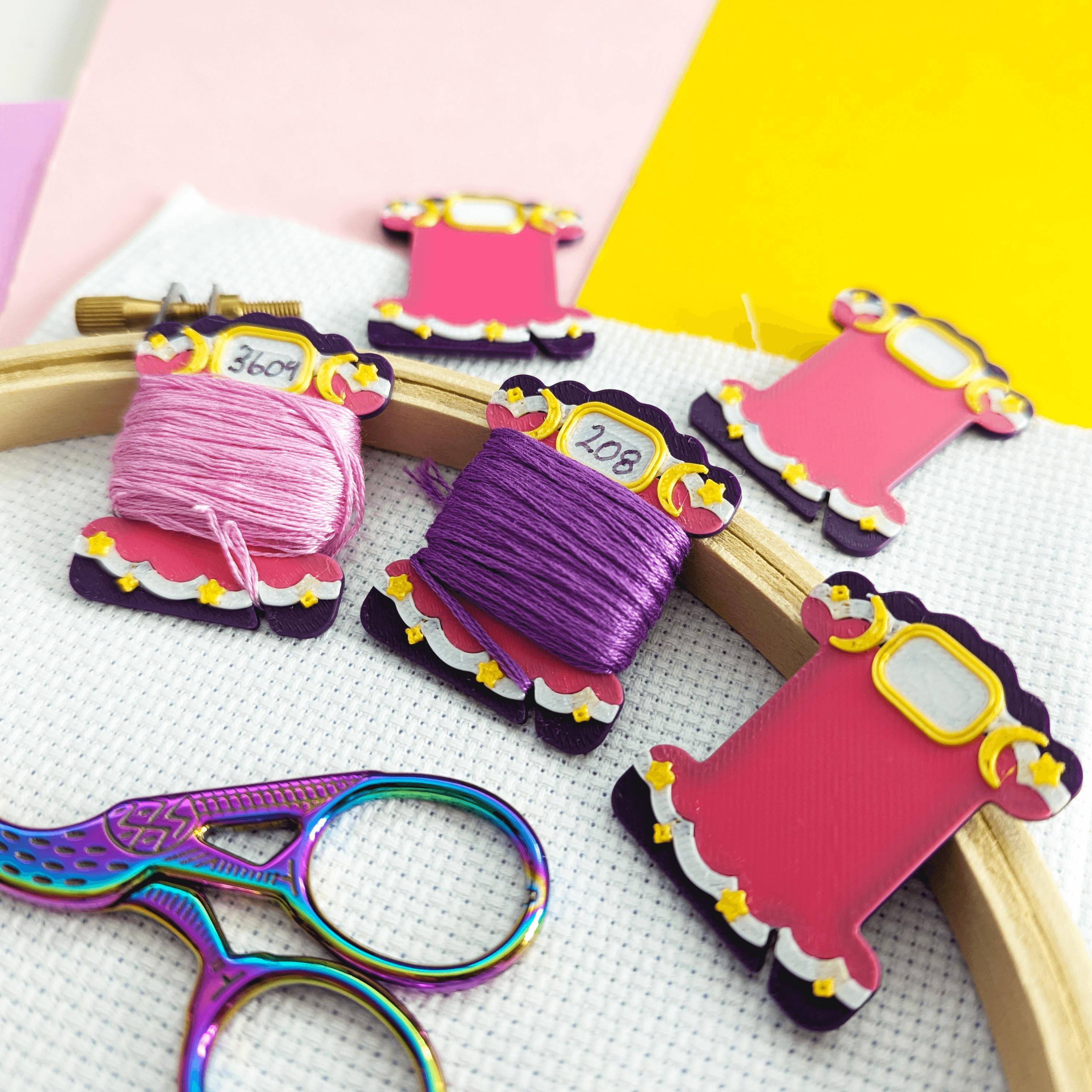 Bobina di filo Luna e nuvole Porta filo da strega Forniture per