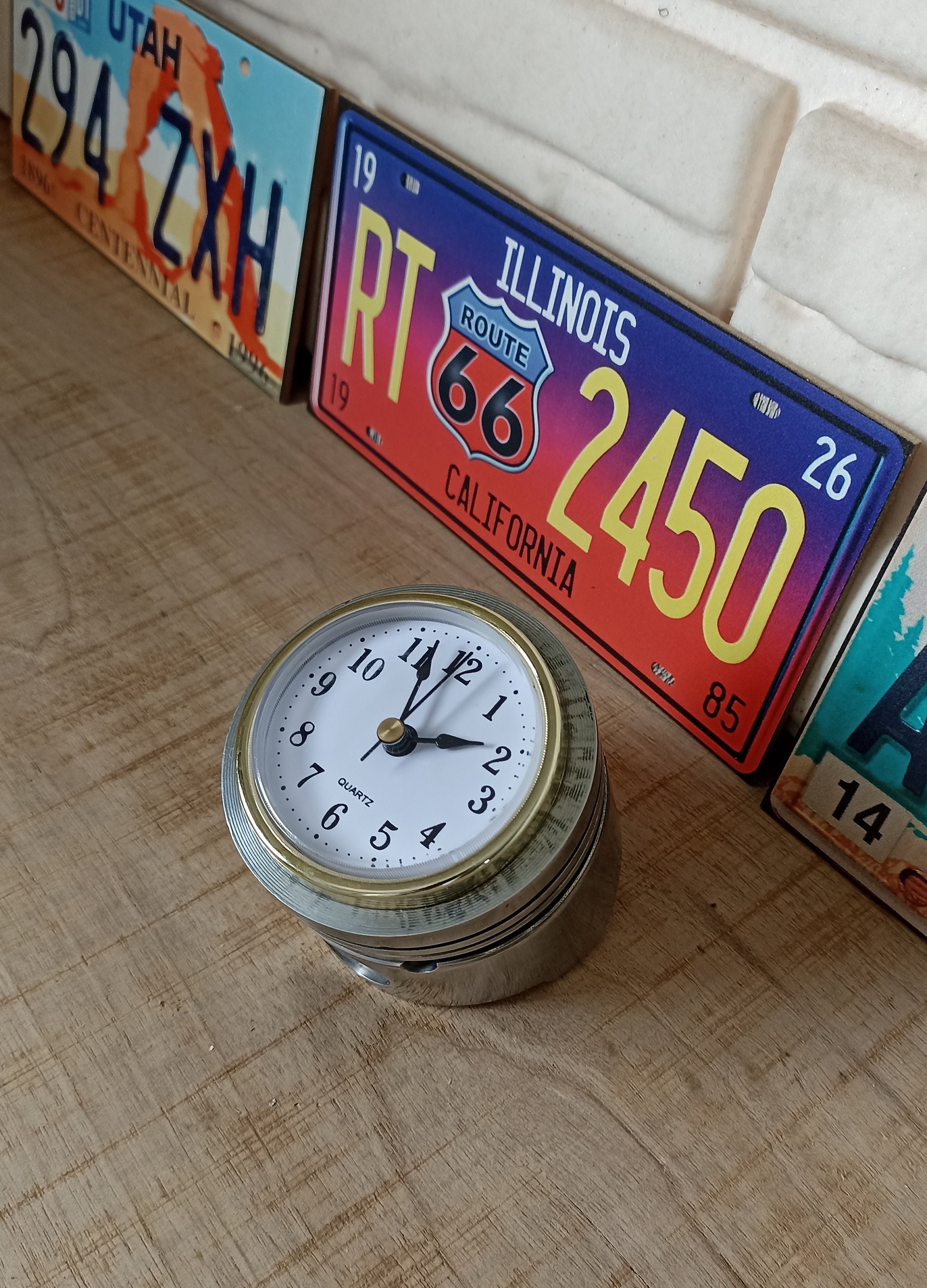 Piston Desk Clock, Recyclable Home, Office Desk Clock, Car Piston Clock for Gift and Birthday