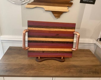 Tabla corte de grano/ table de charcutería/ tabla para servir / hecho a mano/día de las madres