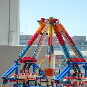 Lego-Modell „Freak Out Ride“ (nur Anleitung)