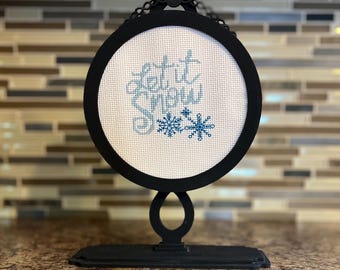 Timeless Frame - Interchangeable Frame for Cross Stitch/Embroidery/Need work Display