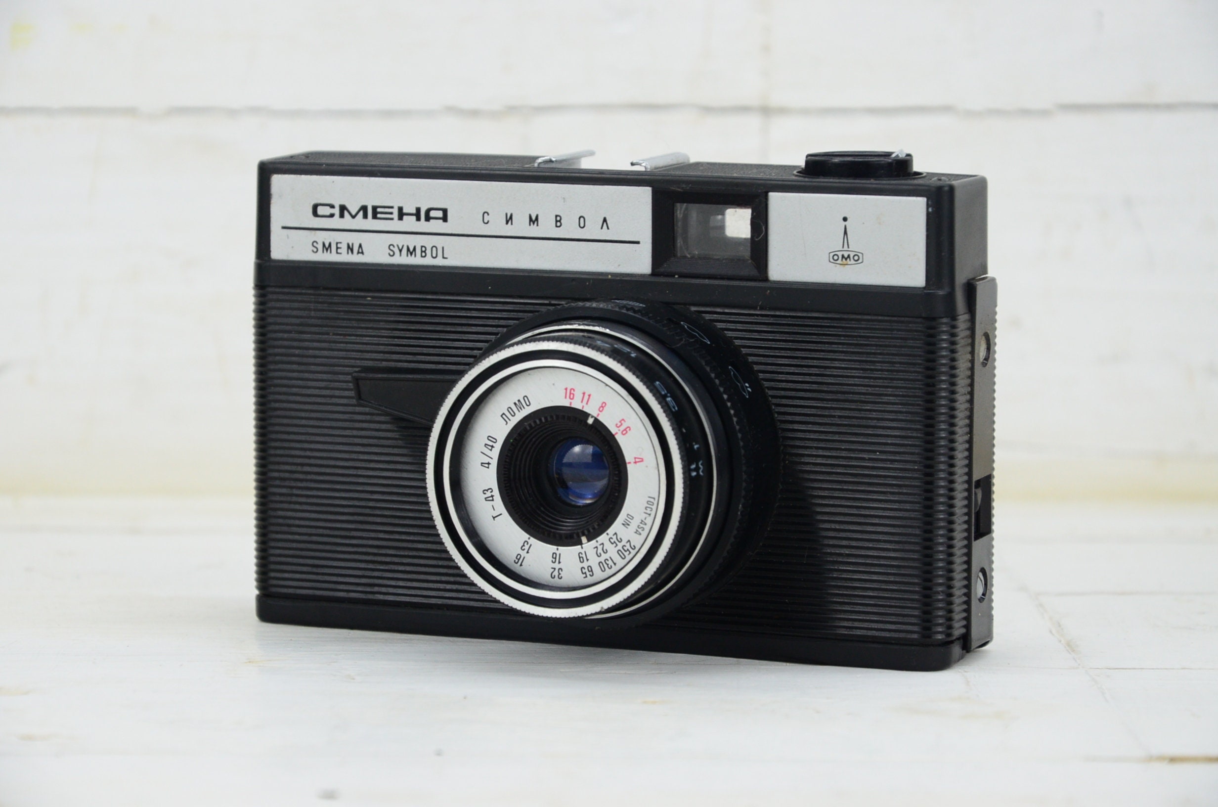 ビンテージ機械式カメラ Smena Symbol - 35 mm フィルムビュー