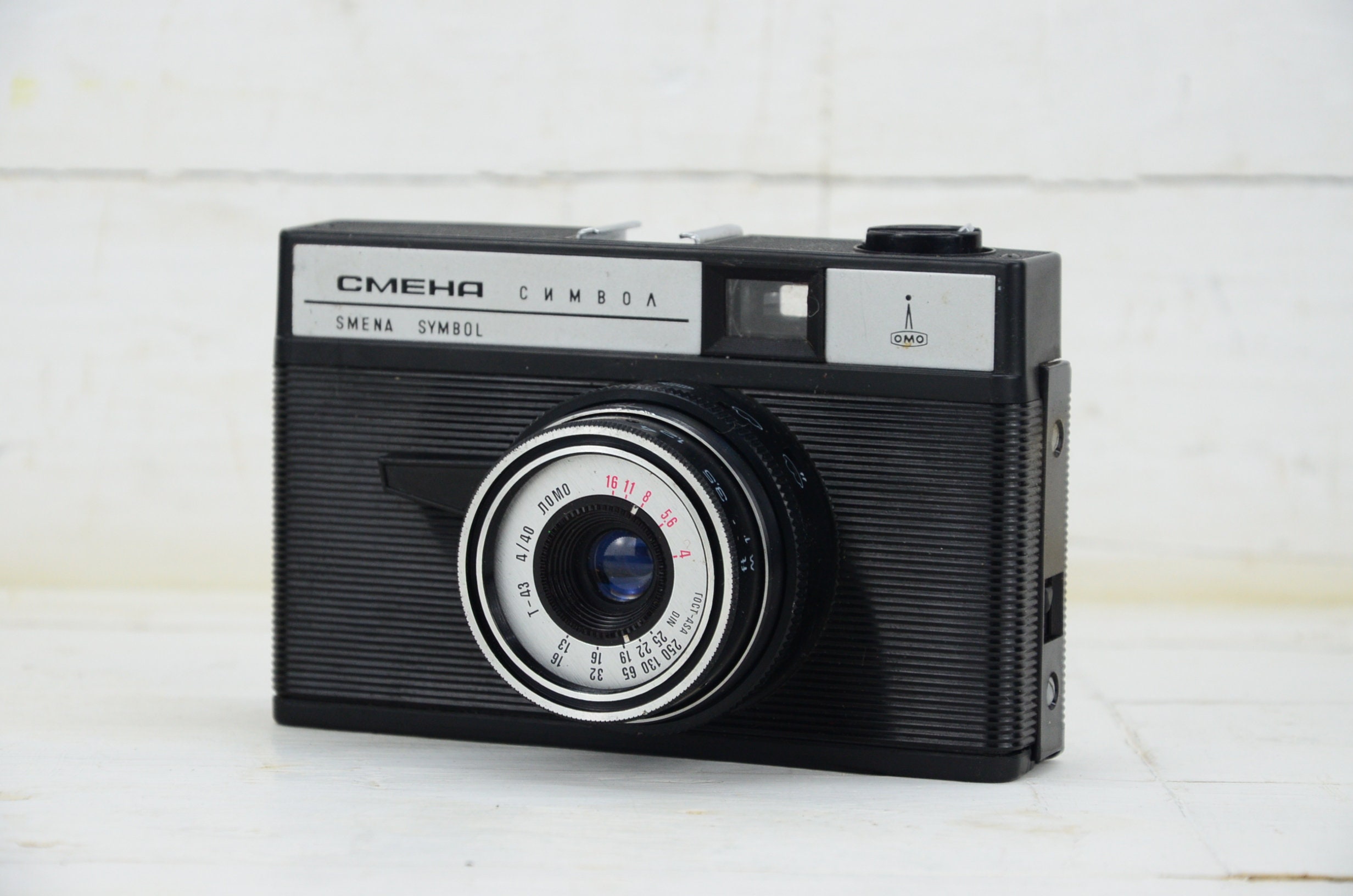 ビンテージ機械式カメラ Smena Symbol - 35 mm フィルムビュー