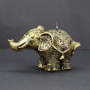 Small candle elephant - Natural wax candle an elephant - Home decor candle - Candle an elephant - Small elephant candle