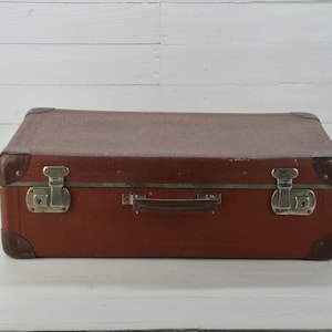 Old cardboard suitcase - Vintage suitcase -  Baggage case - Travel case - Travel suitcase - Cardboard suitcase - Retro travel case