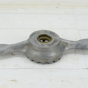 Old jar closure device - Vintage jar closuer - Jar closure - Metal closure - Kitchen tools - Metal tools