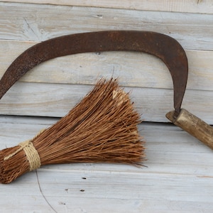 Old big hand sickle - Hand primitive farm tools - Antiqe hand sickle - Vintage farmhouse tools - Rustic home decor