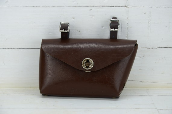 ANCIENNE SACOCHE, TROUSSE à outils en cuir, selle porte bagage de vélo ancien. EUR 30,00 - FR