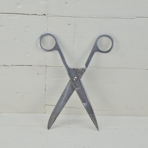 Old medium scissors - Medium hand scissors -  Old tailor&#39;s scissors - Antique scissors - Hand old scissors