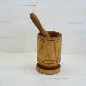 Old wooden middle mortar - Vintage primitive wooden mortar - Pestle or spices or garlic - Old wooden mortar