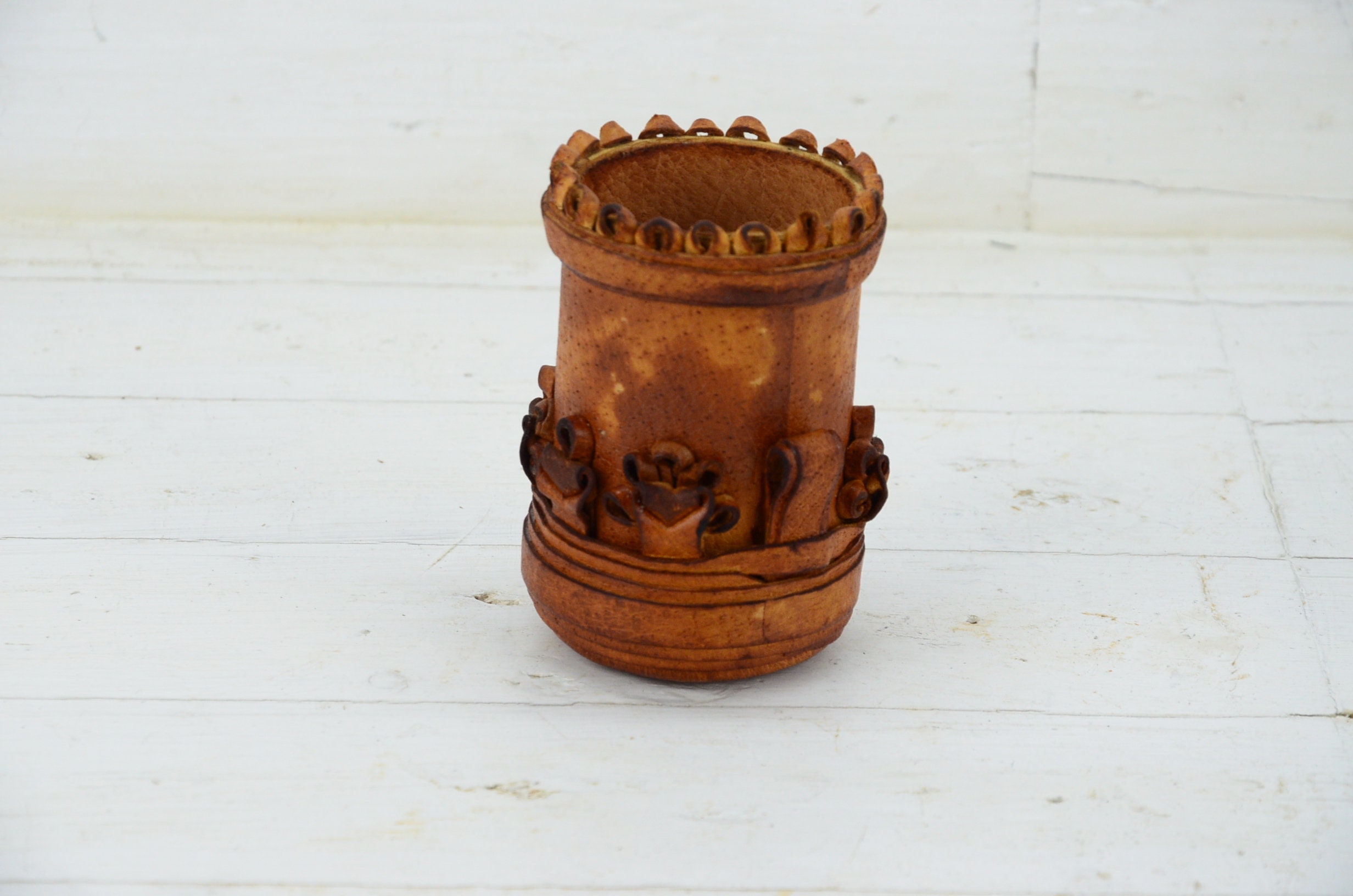 thumbnail image 2 of Vintage Genuine Leather Pen Case – Handmade Pencil Holder Organizer, Office Desk Accessory (Made In USA) 2 of 6