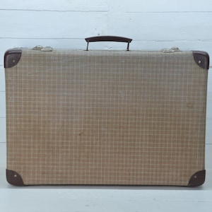 Old cardboard suitcase - Vintage suitcase -  Baggage case - Travel case - Travel suitcase - Cardboard suitcase - Retro travel case