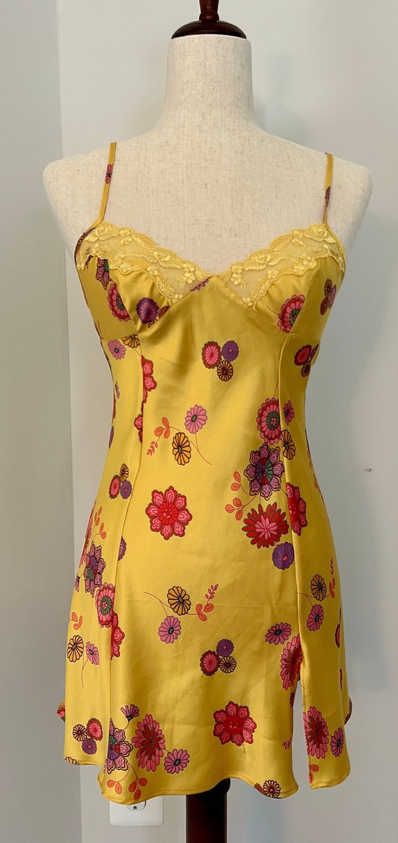 Victoria’s Secret vintage lingerie nightie chemise bl… Gem