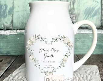 Personalised Wedding Mr Mrs vase jug gift, Bride Groom, wedding present, Newlywed gift, Ceramic Small Vase Mug