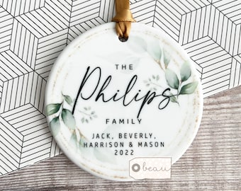 Personalised Christmas Family Gift Names Greenery Wreath Ceramic or Acrylic Round Tree Bauble Ornament Keepsake Tree decoration bauble