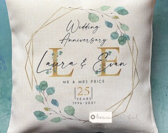 Personalised Names Wedding anniversary 25th 50th 1st Home Quote greenery wreath Design Home Quote Linen Style Cushion cover