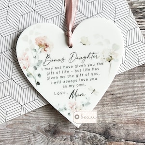 Personalisierte Bonus Tochter Schritt Tochter von Bonus Mutter Stiefmutter Stiefmutter Danke Wildblumen Greenery Acryl Herz Ornament Andenken