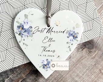 Personalised Just Married Gift Mr & Mrs Wedding Gift Bride Groom Newlyweds Blue Roses Greenery Acrylic Heart Decoration Ornament Keepsake
