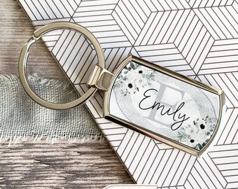 Personalised Gift Name and initial White floral Greenery Round Rose Gold Silver Keyring Keepsake Bridesmaid Gift for her