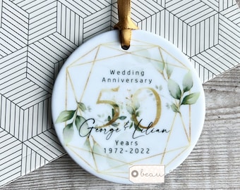 Personalised Wedding Anniversary Names Mr & Mrs 25th 50th 1st 40th 35th Greenery Ceramic Round Decoration Ornament Keepsake