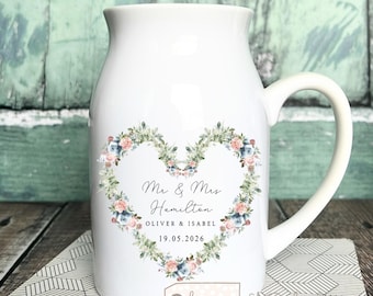 Personalised Wedding Mr Mrs vase jug gift, Bride Groom, wedding present, Newlywed gift, Ceramic Small Vase Mug