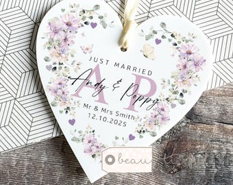 Personalised Just Married Gift Mr & Mrs Wedding Gift Newlyweds Lilac Greenery Heart Decoration Ornament Keepsake Couple gift Marriage gift