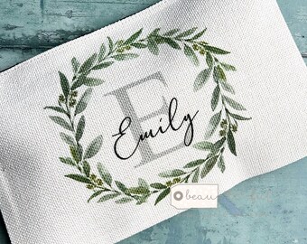 Personalised Name Eucalyptus Wreath Design Linen style Fabric Make up Bag Birthday gift for her mum sister friend