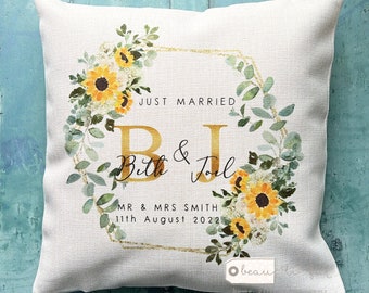 Personalised Just Married gift Mr Mrs gift Wedding gift Bride Groom gift Newlyweds Home Sunflower Greenery Linen Style Cushion cover