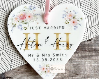 Personalised Just Married gift wedding gift Mr & Mrs gift Newlywed pink wildflower Acrylic Heart hanging Decoration Ornament Keepsake