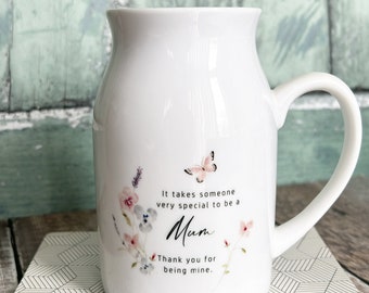 Personalised It takes someone very special Mum Nanna Nanny Grandma Home Wildflower Butterfly Floral Ceramic Small Vase Jug Mug Birthday gift