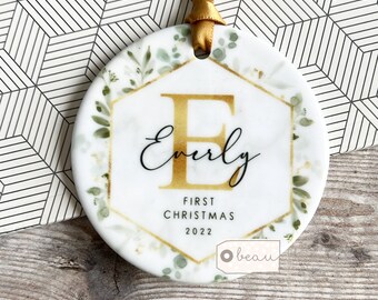 Personalised First Christmas gift Baby Baby’s Boy Girl Newborn Greenery leaf Ceramic Or Acrylic Tree Bauble Decoration Ornament Keepsake