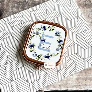 Personalised Name and Initial.. Pretty Blue floral Greenery Square Rose Gold Compact Pocket Mirror Keepsake