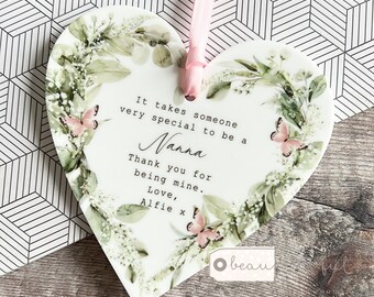 Personalised It takes someone special to be Auntie Mum Grandma Nan Gift Quote wildflower Design Heart acrylic Decoration Ornament Keepsake