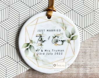 Personalised Just Married Gift Mr & Mrs Wedding Gift Newlyweds Geometric Greenery Ceramic or Acrylic Round Decoration Ornament Keepsake