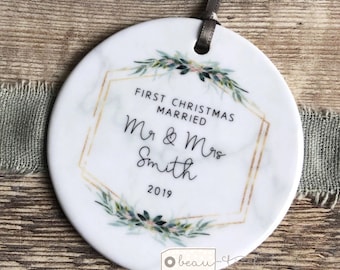 Personalised First Christmas Married Wedding gift Mr Mrs Newlywed Botanical Greenery Design Ceramic or Acrylic Round Ornament Keepsake