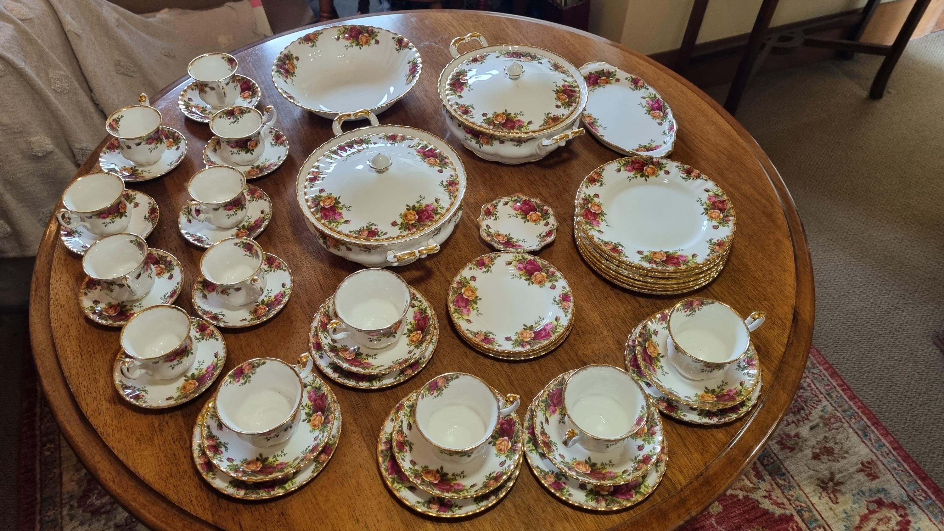   Lady Carlyle tea “set” Royal Albert Old English Rose - Etsy Singapore