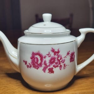 Vintage White Porcelain Teapot, Pink Floral Design, Single Serve Chinese Tea Pot