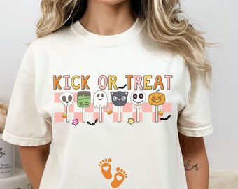 Halloween Pregnancy Announcement Shirt,Halloween Maternity tee,Pregnancy comfort colors shirt,Expecting Mom gift,halloween mom to be shirt