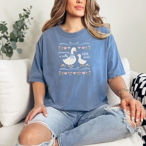 Silly Goose Pregnancy Shirt,Pregnancy Announcement to Husband, First Time Mom Gift,Comfort Colors Pregnancy Shirt,Expecting Mom Gift Blue Jean