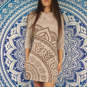 Amla short cotton dress. Mid-length sleeve tunic. Beige/blue mandala print.