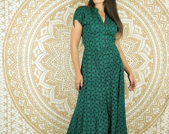 Ambala long cotton dress. Boho chic dress with short sleeves and Korean collar. Green and black geometric print.