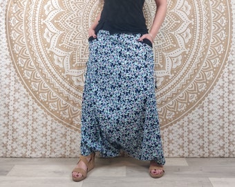 Cotton Haria pants. Harem pants / Adjustable skirt pants with pockets. Purple floral print.