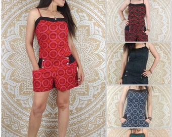 Combishort Sikandra en coton. Imprimé marguerites rouges ou bleues / géométrie turquoise / feuillage rouge, noir et vert / vert / noir.