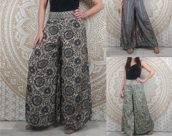 Pantalon femme Ajeeta en soie indienne. Pantalon boho ample, coupe droite. Imprimé paisley fleuri noir  / paisley bleu et or / violet