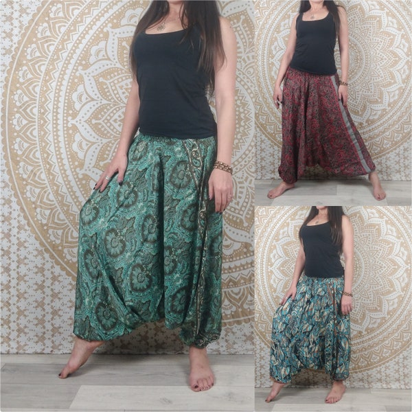 Pantalon Sarthal en soie indienne. Sarouel 2 en 1. Imprimé ethnique vert et marron / noir et rouge / fleuri bleu.