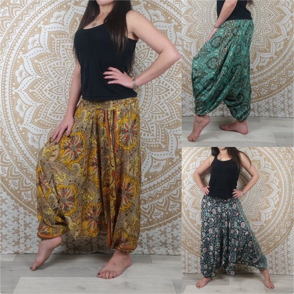 Pantalon 3 en 1 Gangi en soie indienne. Sarouel / Combi / Top ethnique ample et fluide. Imprimé vert et marron / paisley jaune / fleuri.