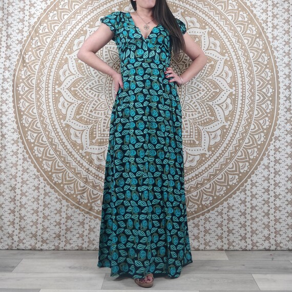 Indra Maxi Dress. Adjustable, Flared, Short-sleeved Bobeme Dress. Blue and  Black Floral Print. Elastic Waist. Boho. Dress With Pockets. - Etsy