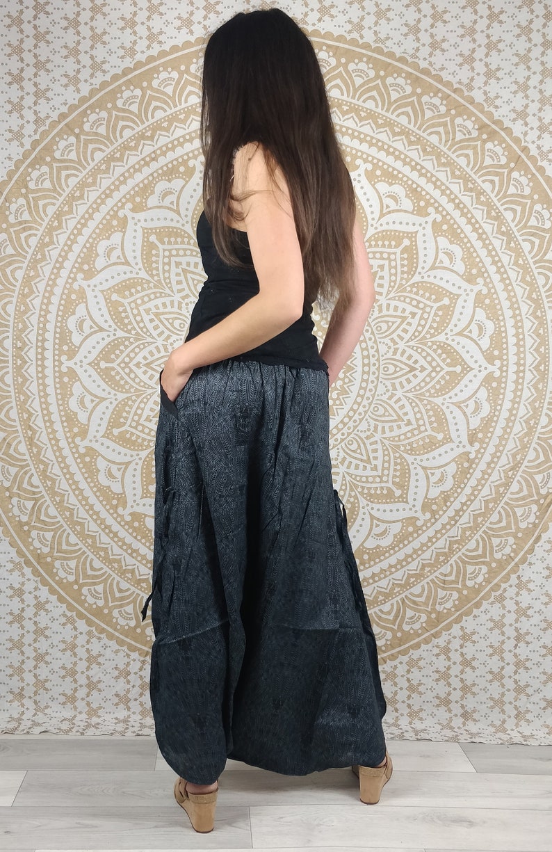 Cotton Haria pants. Harem pants / Adjustable skirt pants with pockets. Turquois geometric print / dark gray, black feathers. image 5
